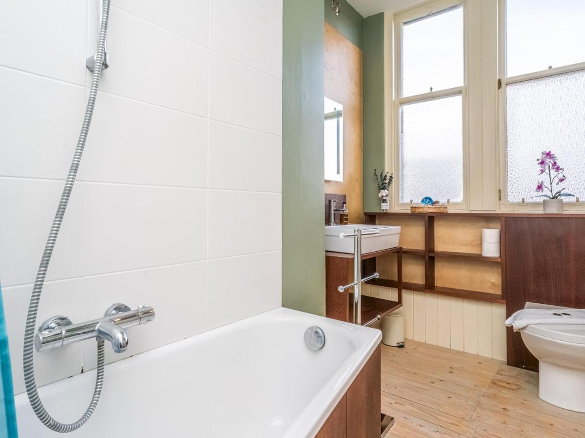 אדינבורו New Stunning 3 Beds Flat In Chic Area Of The City מראה חיצוני תמונה